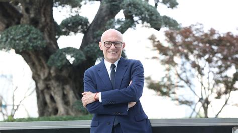mail herve perrot directeur chine dior